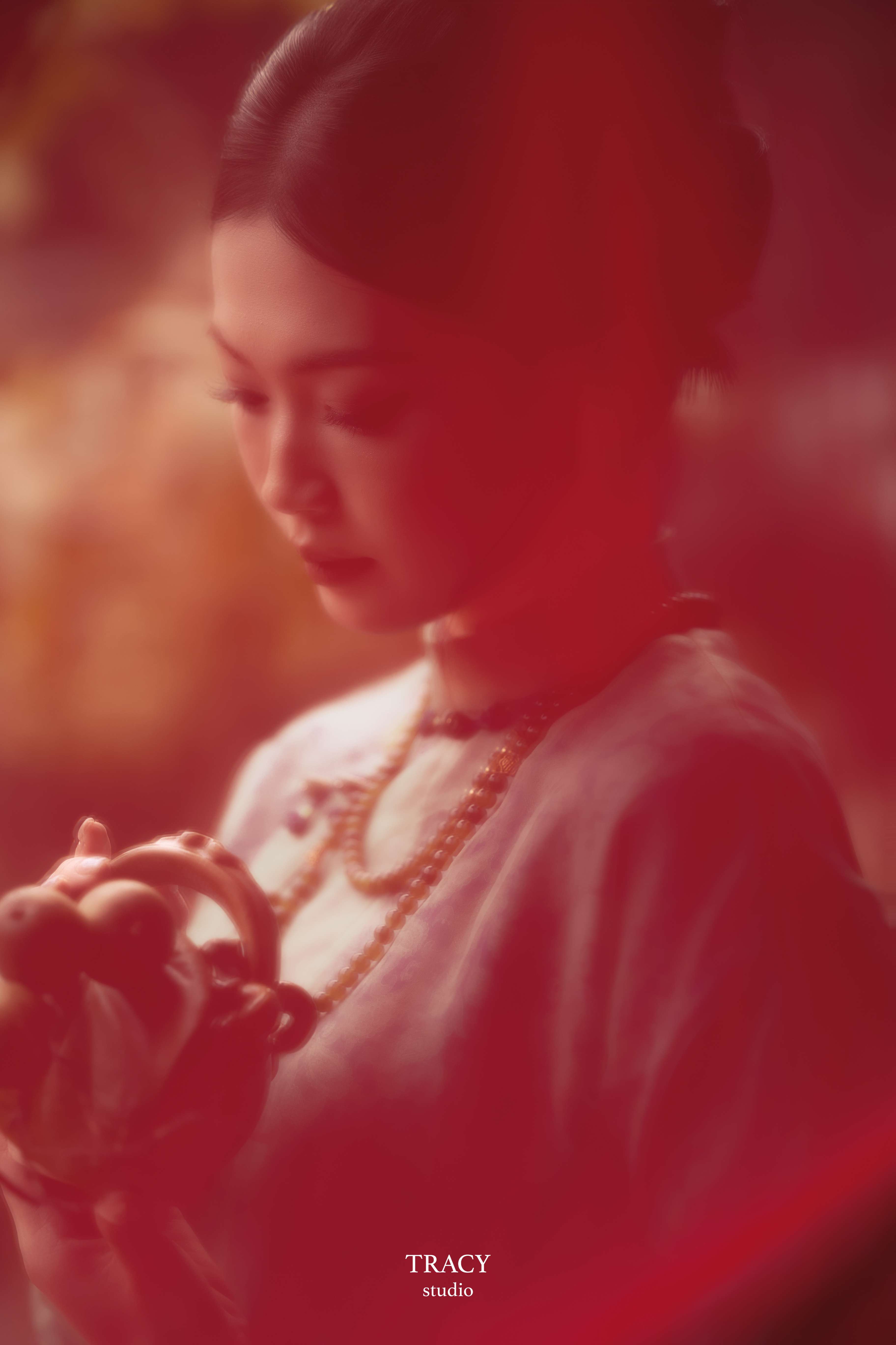 frontend/img/gallery/anh-tet-yem-ao-dai/tracy-studio-chup-ao-dai-anh-thu (9).jpg